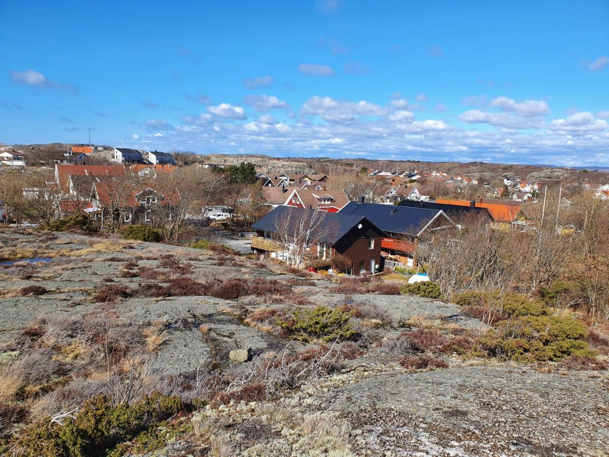 Skaergardsidyll Pa Bjoerkoe Med Gangavstand Till Havet Skarvik エクステリア 写真